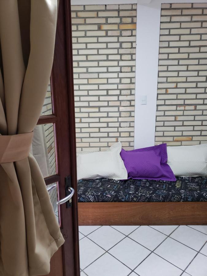 Residencial Costumes Brasileiras Hotel Bombinhas Exterior photo
