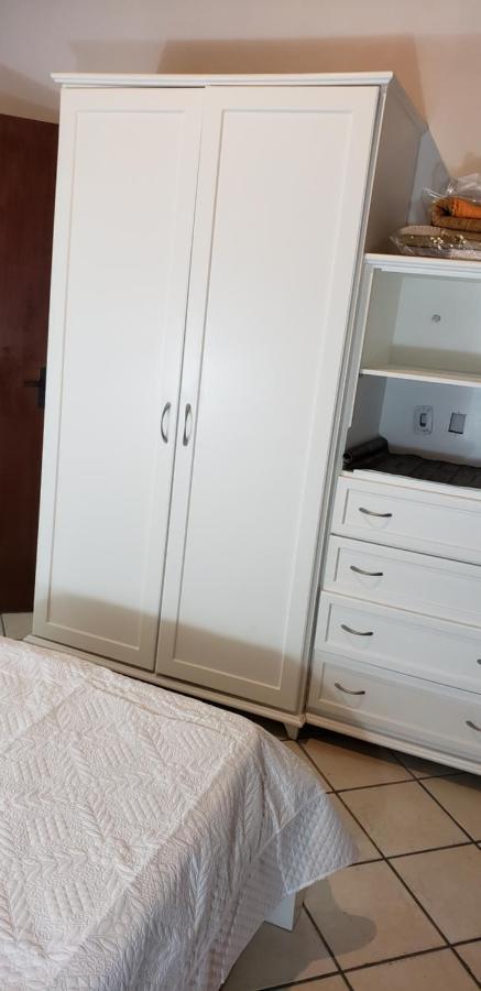Residencial Costumes Brasileiras Hotel Bombinhas Exterior photo